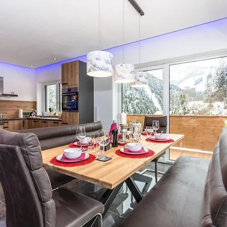High Class Apartment Near Saalbach Hinterglemm Daire *