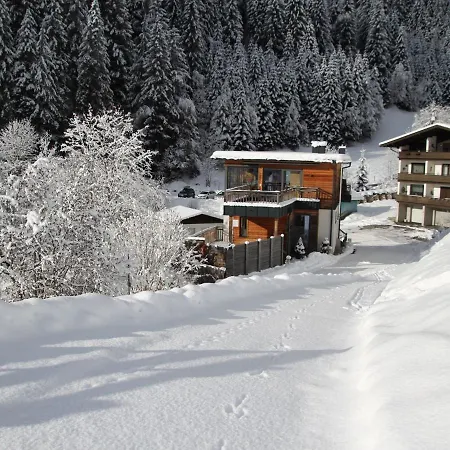 High Class Apartment Near Saalbach Hinterglemm Daire